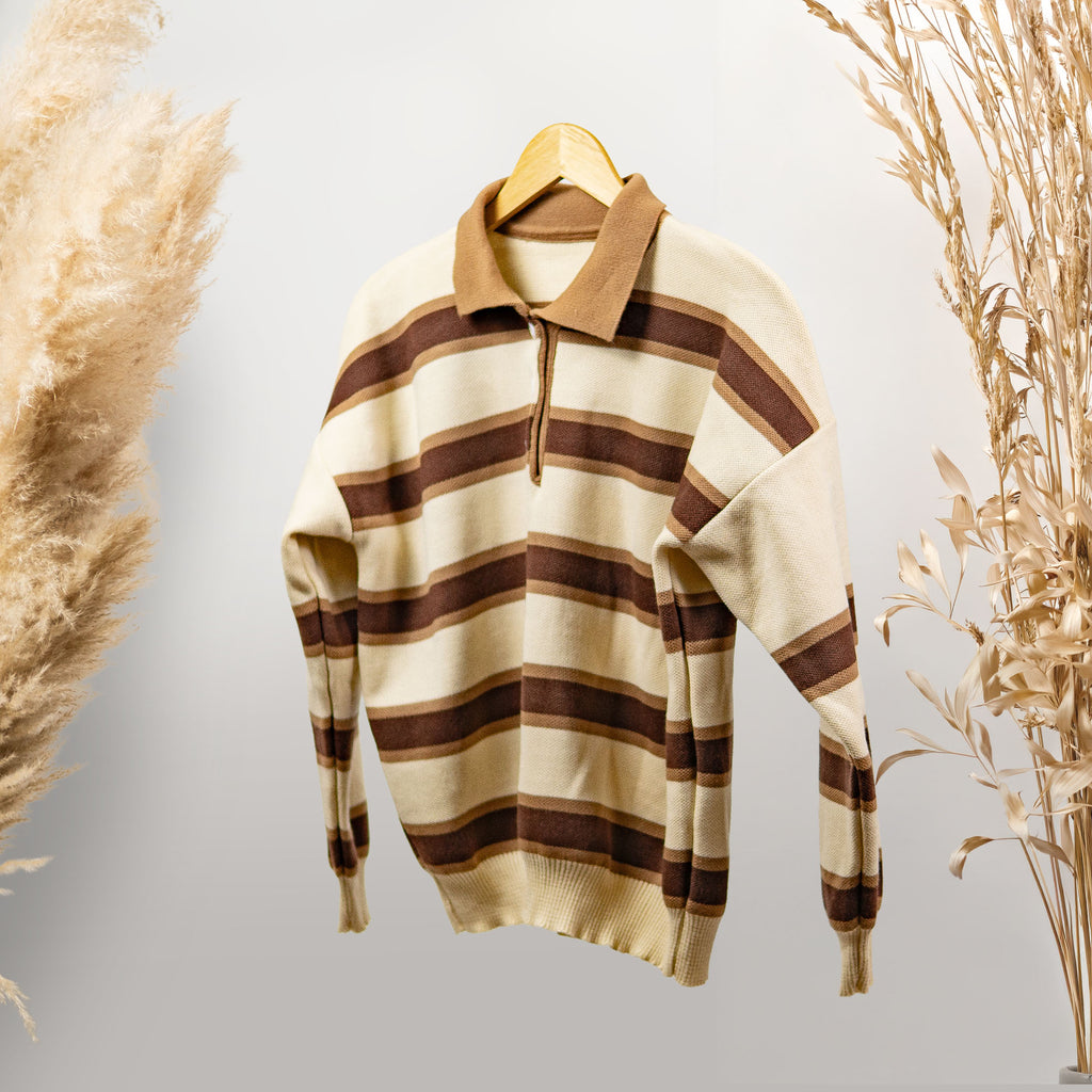 AÇIK KAHVE ÇİZGİLİ POLO YAKA KAZAK