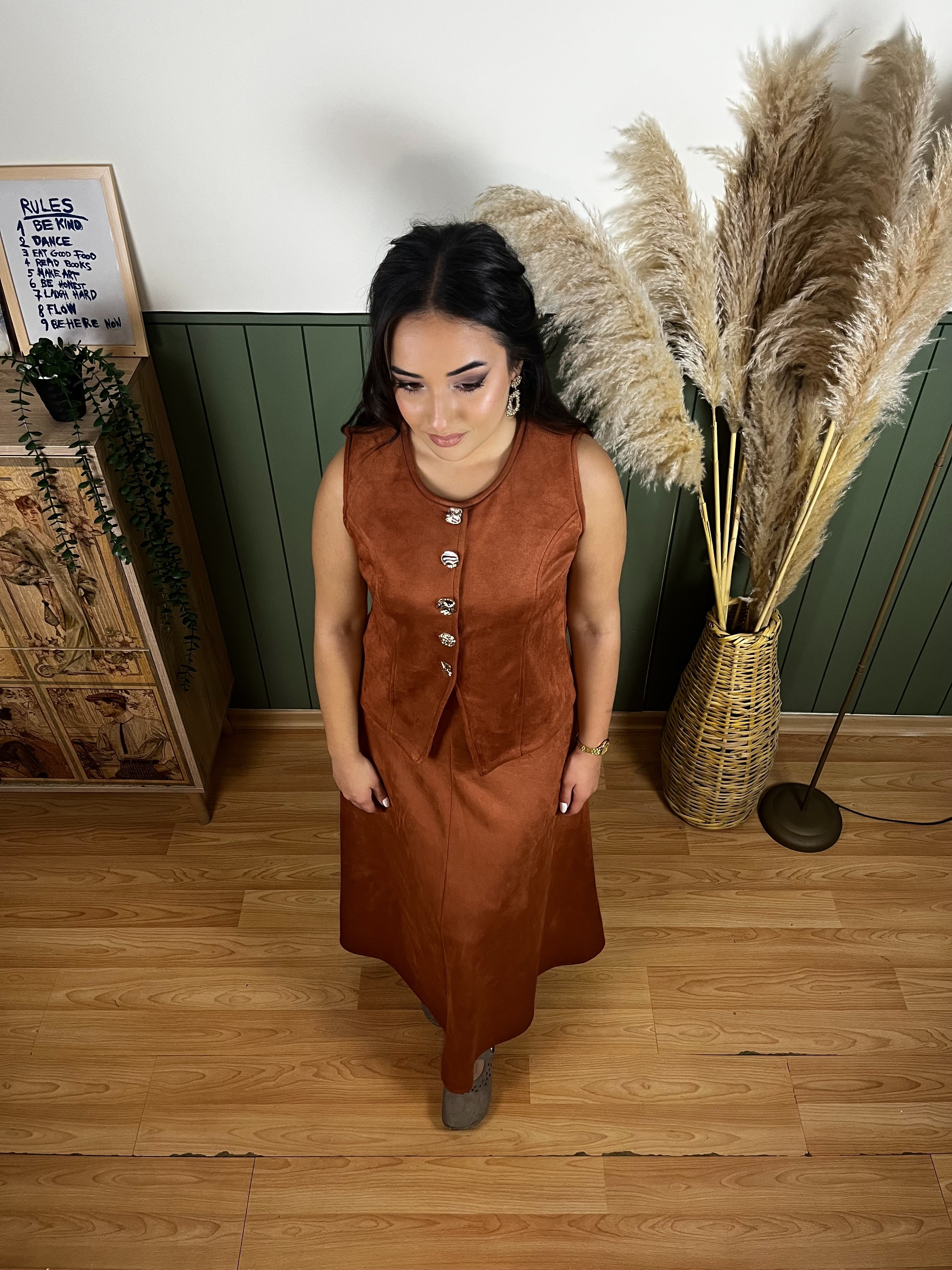 KİREMİT RENGİ SÜET ETEK YELEK TAKIM