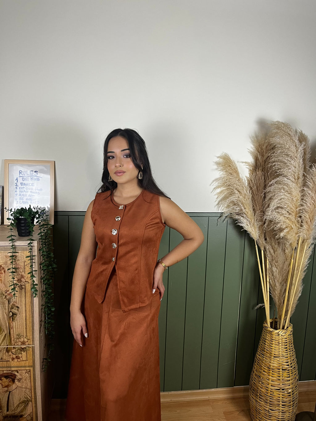 KİREMİT RENGİ SÜET ETEK YELEK TAKIM