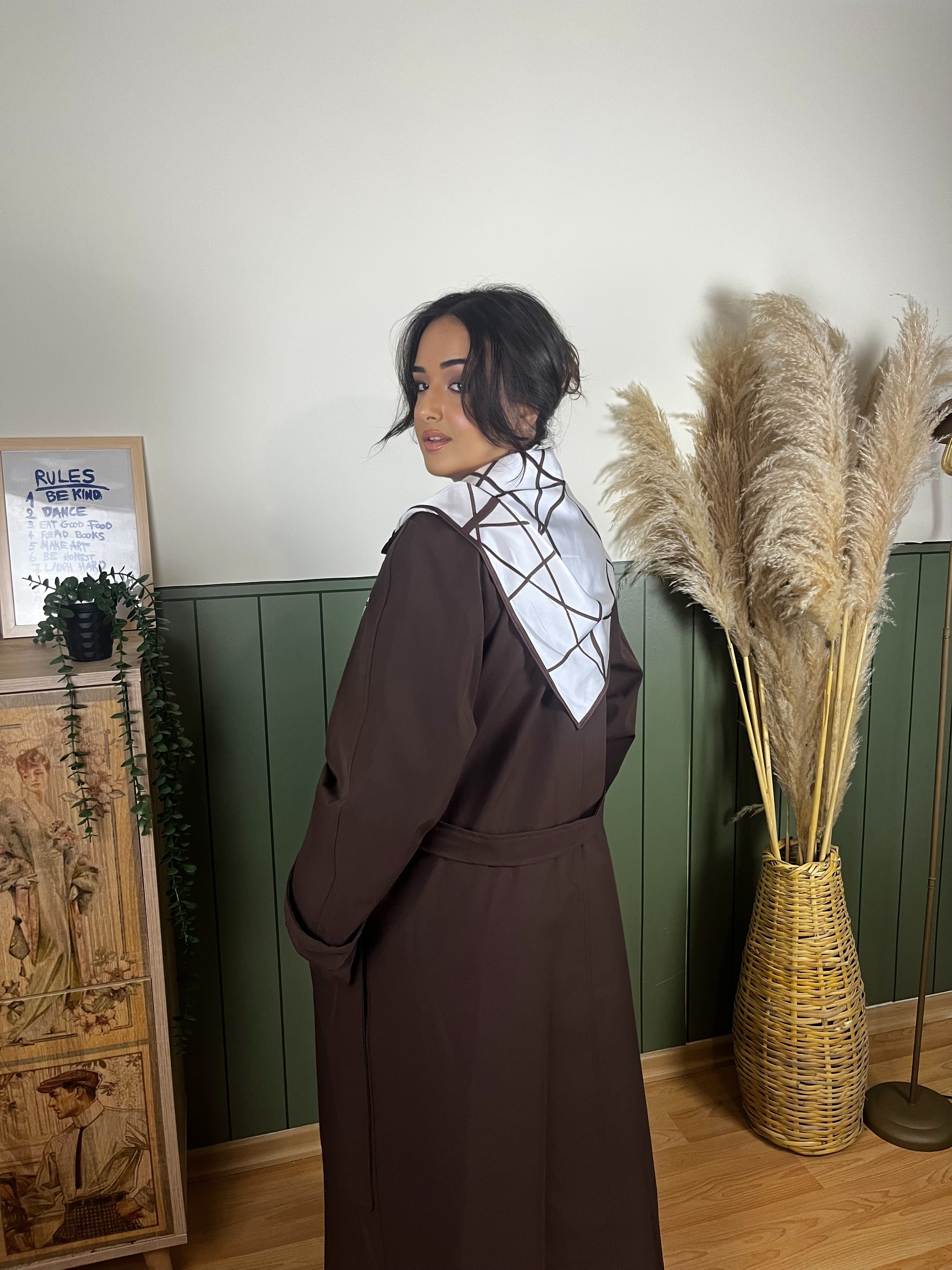 ACI KAHVE FULARLI TRENÇKOT