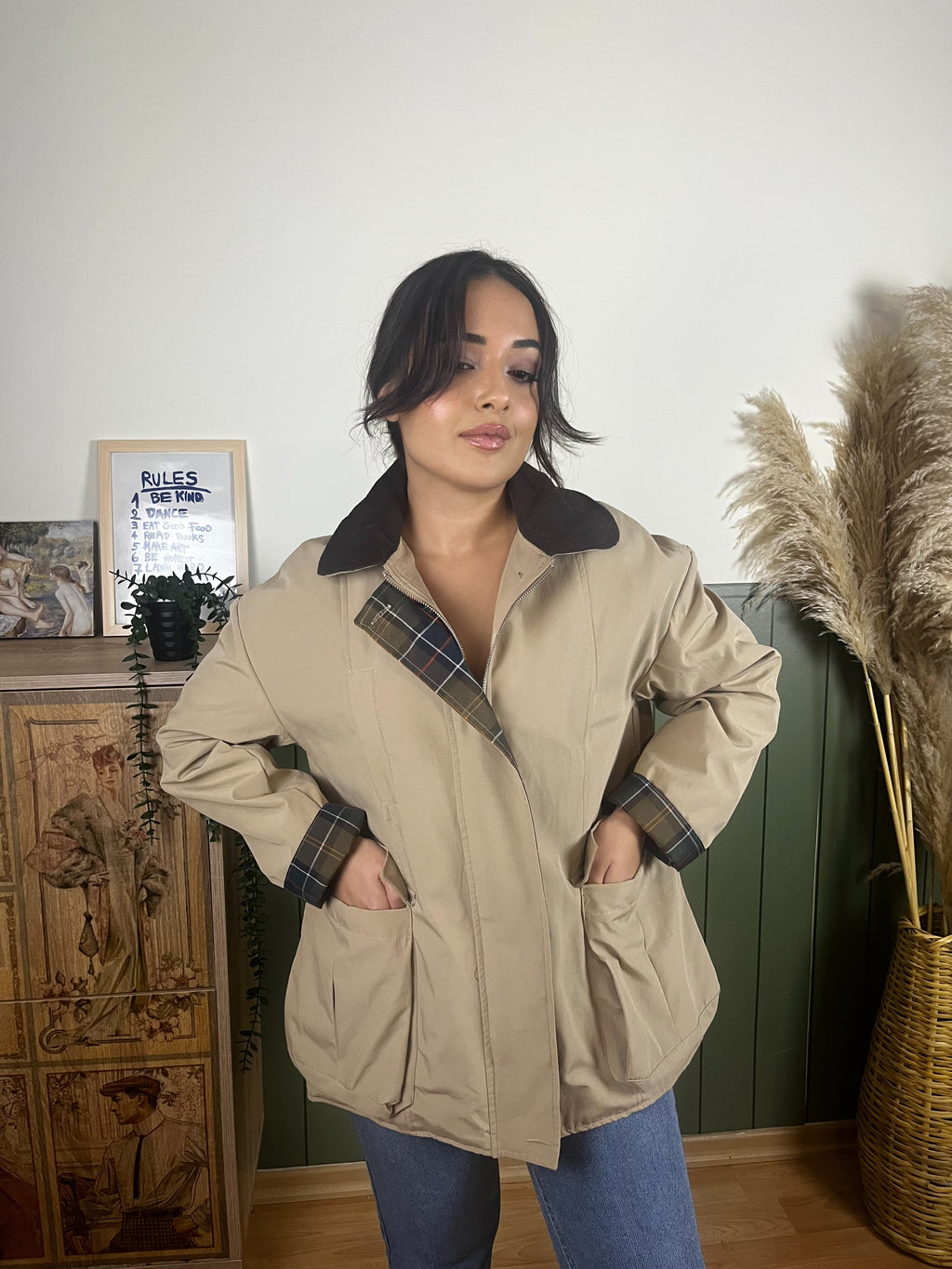 KADİFE YAKA EKOSE DETAYLI TRENÇ MONT