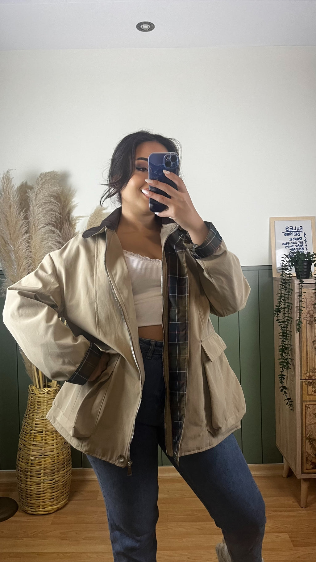 KADİFE YAKA EKOSE DETAYLI TRENÇ MONT